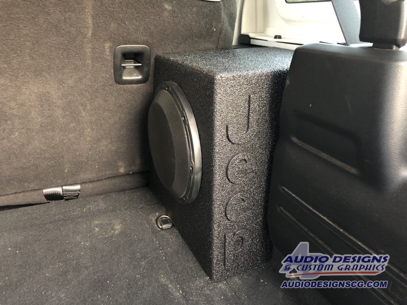 Client Upgrades JL-chassis Jeep Audio System